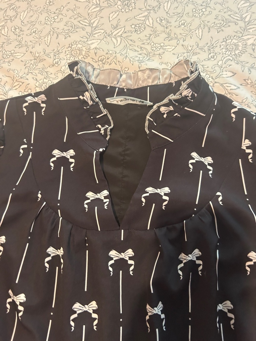 Black Bow Print Midi Dress – Classic Womenswear 🎀🎀 - Picture 4 of 6